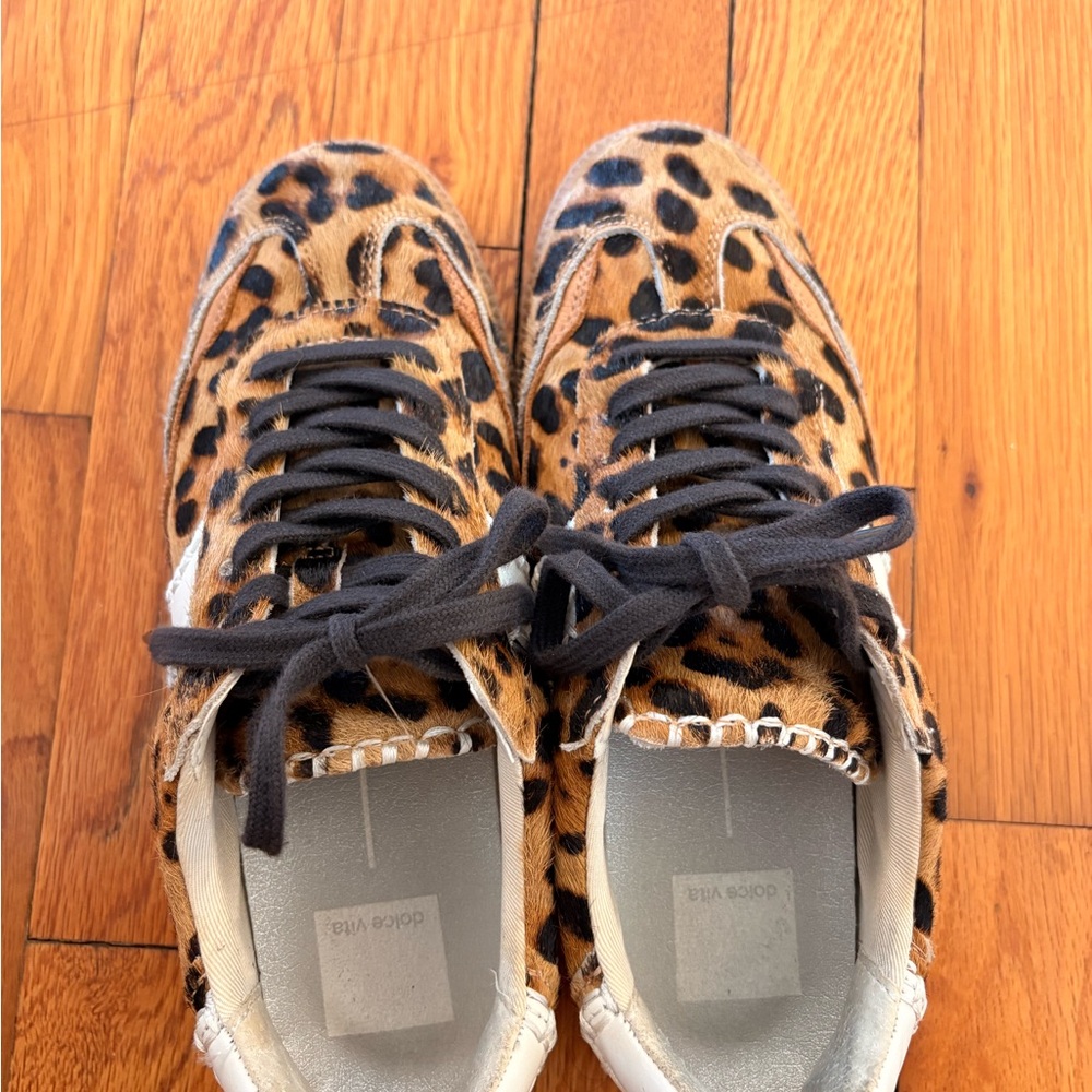 Dolce Vita Notice Stitch Sneakers - Picture 5 of 6